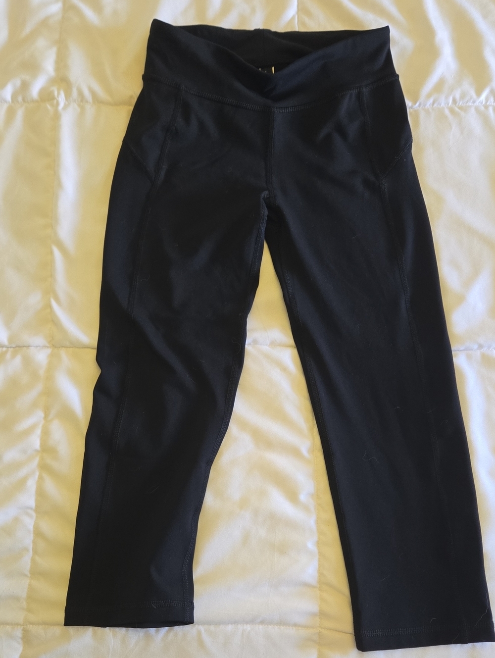 Aeropostale Black Capri Leggings